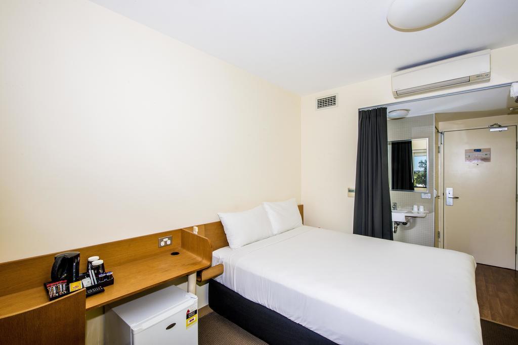 Ibis Budget Sydney Olympic Park Exterior photo