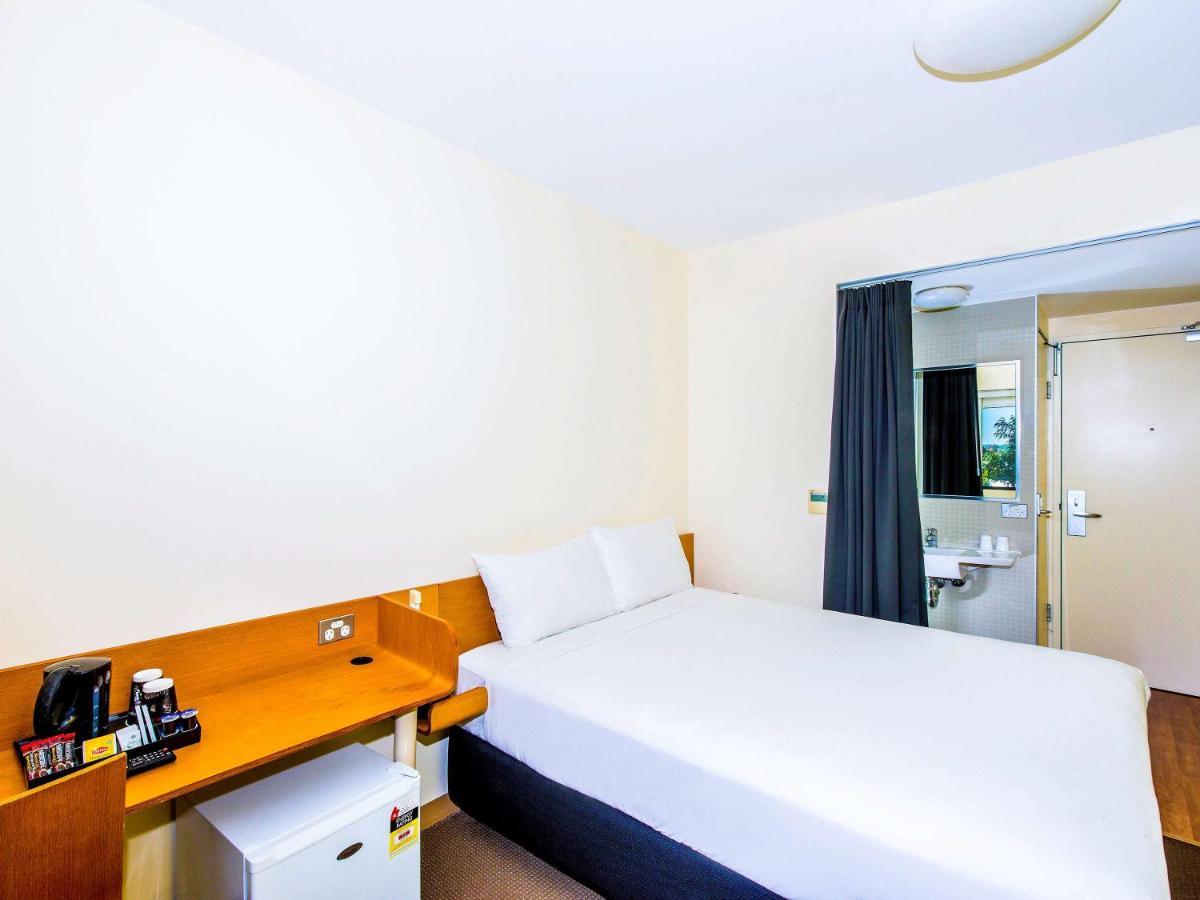 Ibis Budget Sydney Olympic Park Exterior photo